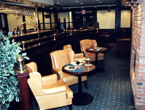 Woodlands Inn & Suites Fort Nelson Restaurante foto